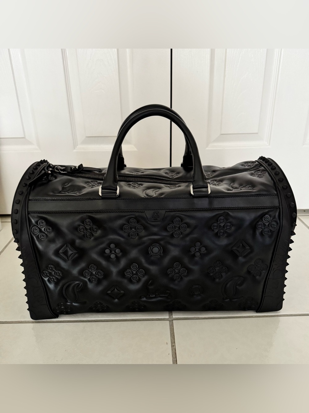 Christian Louboutin Black Calf Leather Sneakender